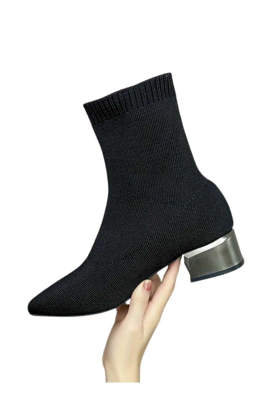 Albi Boot – Pointed Toe & Stretchy Chunky Mid Heel