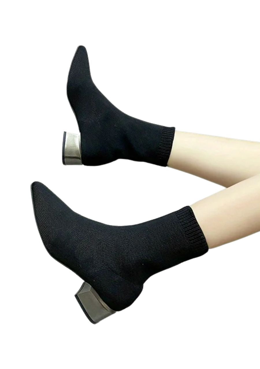 Albi Boot – Pointed Toe & Stretchy Chunky Mid Heel