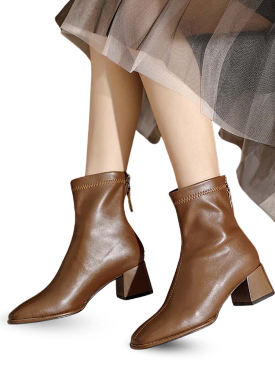 Sarlat Boot – Cozy & Stylish with Thick Heel